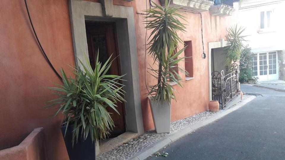 Joli Loft Dans Village Pittoresque Péret Exteriér fotografie